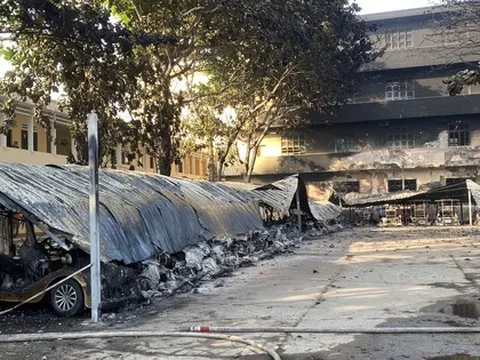 Vụ 40 xe điện cháy trong khuôn viên Trường Cao đẳng Điện lực miền Trung: Hiệu trưởng nói gì?