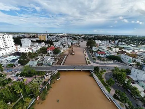 Cử tri Vĩnh Long ủng hộ sắp xếp lại đơn vị hành chính cấp xã
