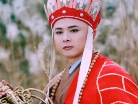 2 pháp bảo của Đường Tăng trong Tây Du Ký 1986 có quyền năng như thế nào?