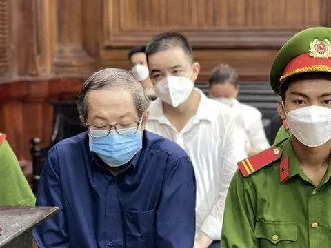 Bán kit test Việt Á cho Bệnh viện TP Thủ Đức, công ty trung gian lãi đậm cỡ nào?