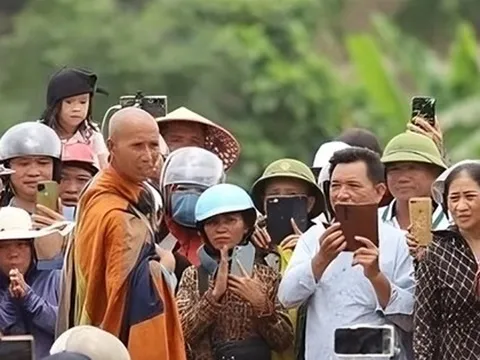 Từ vụ TikToker quay lén: Ranh giới sáng tạo và vi phạm pháp luật