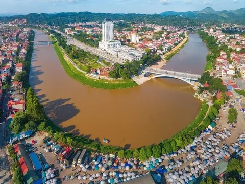 Cử tri ủng hộ mở rộng thành phố Lạng Sơn