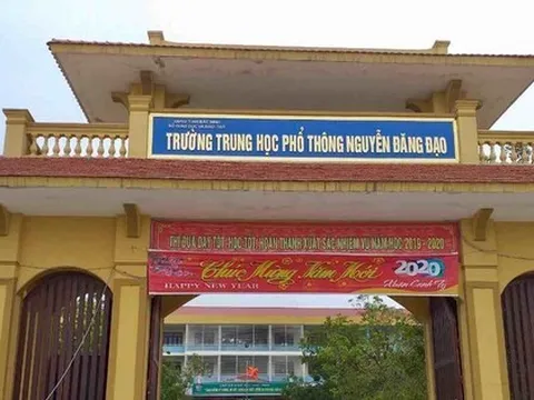 Công an vào cuộc xác minh giám thị ép thí sinh mang bài thi ra nhà vệ sinh để chụp ảnh ở Bắc Ninh