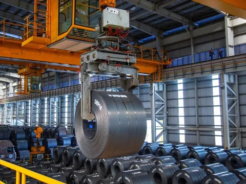 Bộ Công Thương điều tra áp dụng biện pháp chống bán phá giá thép mạ và HRC nhập khẩu, cổ phiếu Hòa Phát, Tôn Đông Á, Hoa Sen, Nam Kim... đồng loạt 'nổi sóng'