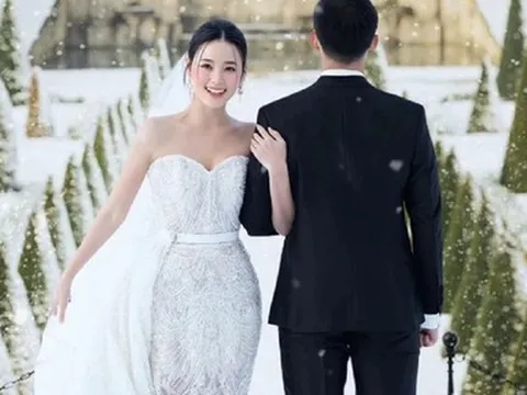 Hot girl Midu nhận quà đặc biệt trước thềm đám cưới "cổ tích"