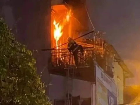 Hà Nội: Diễn biến vụ cháy nhà cao tầng ở quận Hoàng Mai