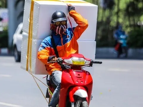 Miền Bắc mưa dông sau nắng nóng gay gắt