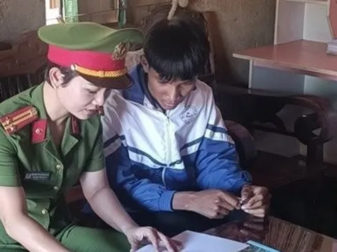 Mô hình “Con nuôi công an xã” nuôi dưỡng hy vọng cho trẻ em khó khăn