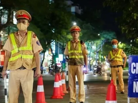 Công an xã có được thổi nồng độ cồn?