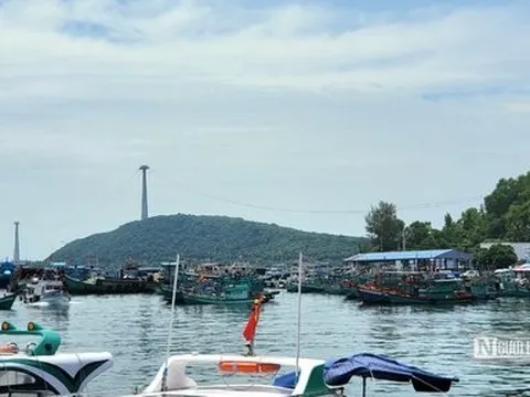 Phú Quốc: Tạm dừng khai thác cảng biển An Thới
