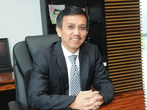 Đặc vụ FBI khám nhà 'vua rác' David Dương, chủ tịch công ty Xử lý chất thải Việt Nam