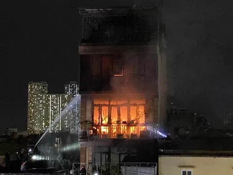 Thủ tướng chỉ đạo tập trung khắc phục hậu quả 2 vụ cháy nhà dân tại Hà Nội và Bắc Giang