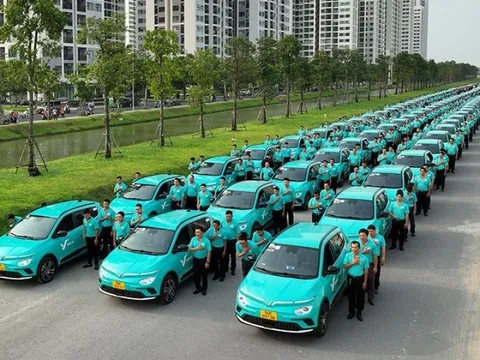 Chính phủ yêu cầu tạo giải pháp chuyển đổi sang xe điện cho doanh nghiệp taxi