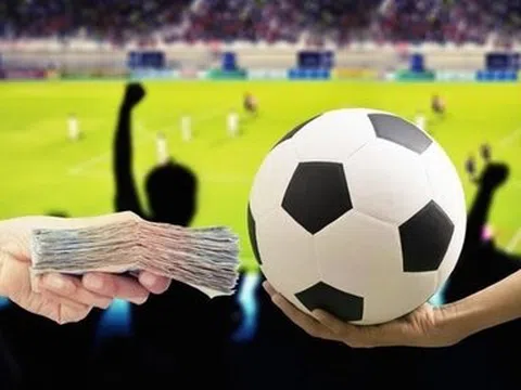Người dân cần cảnh giác để tránh sa “bẫy” cá độ bóng đá qua mạng