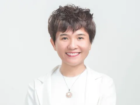 SUKHA PANNA: HÀNH TRÌNH VƯỢT KHÓ VÀ ƯỚC NGUYỆN CAO QUÝ CỐNG HIẾN CHO CỘNG ĐỒNG (Câu chuyện truyền cảm hứng của Diễn giả Sukha Panna – Phó GĐ Công ty Trí Tuệ Thế Giới)