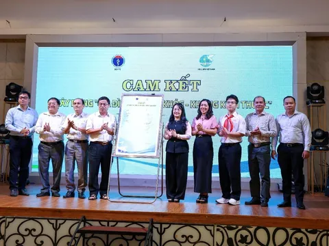 Một buổi sáng đầy ý nghĩa tại Huế: nơi những lời cam kết vì sức khỏe cộng đồng được cất lên