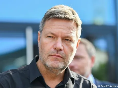 Bộ trưởng Đức thăm Qatar và UAE, tìm kiếm nguồn cung thay thế nhiên liệu Nga